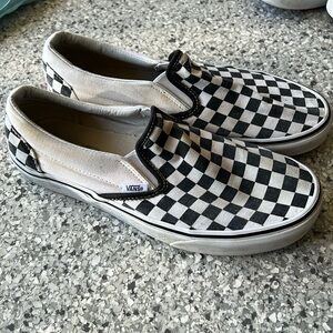 Checkered vans. Men 9 / Womens 10.5